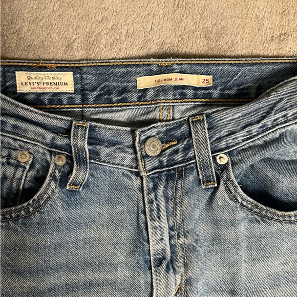 Levi’s 80’s Mom Jeans High Rise Size 25 - Picture 5 of 5